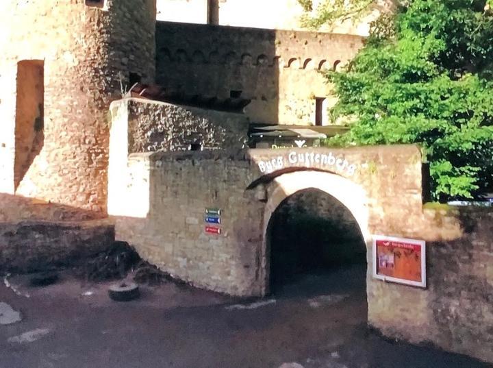 Burgschenke Burg Guttenberg